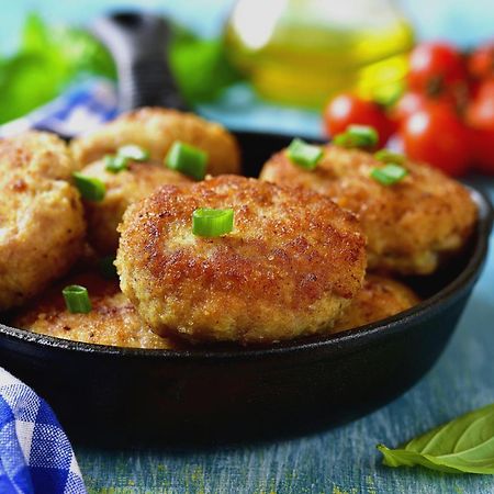 فندق Oyo Salt House مومباي المظهر الخارجي الصورة